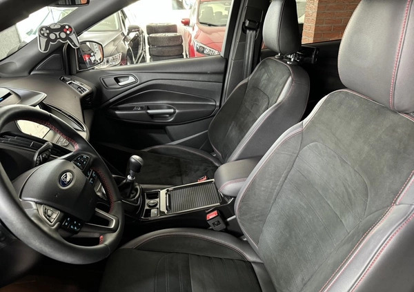 Ford Kuga cena 70500 przebieg: 104000, rok produkcji 2018 z Łęczna małe 529